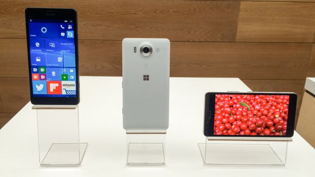 Windows Phone is Back: Microsoft Lumia 950 and 950 XL Reviews