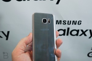 Samsung-Galaxy-S7-Edge-32-1280x853